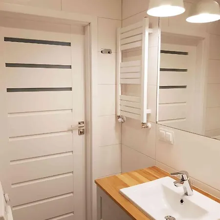 Apartament - 17 *